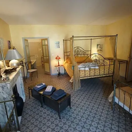 La Maison De Josepha Гостевой дом